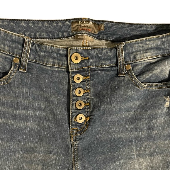 torrid Denim - Torrid Mid-Rise Flare Vintage Stretch Women's Jeans Size 16R